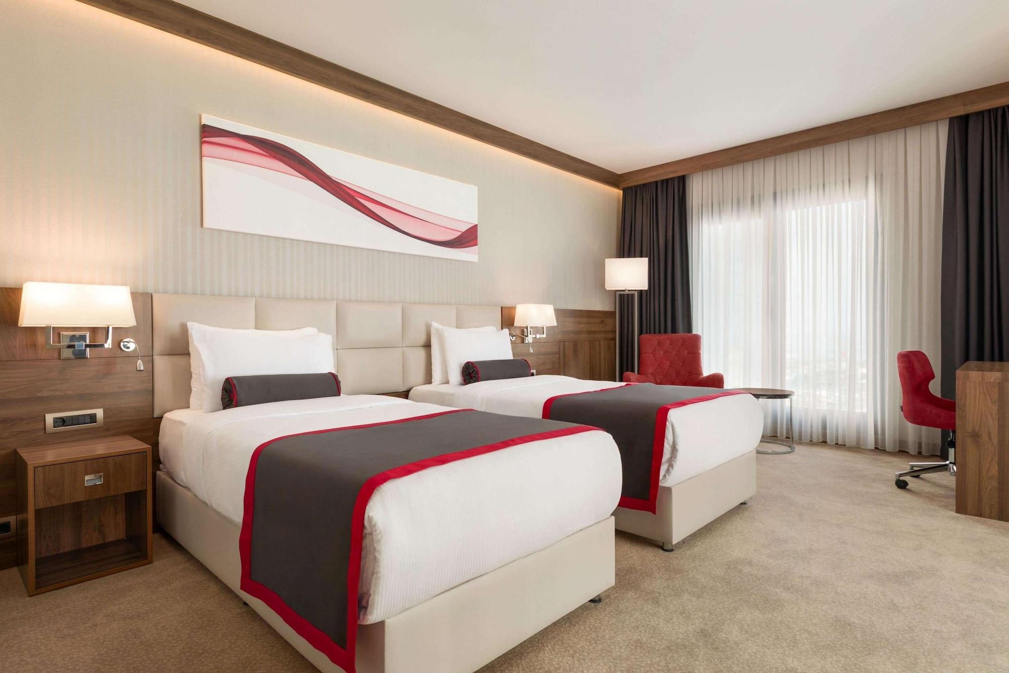 Ramada By Wyndham Beylikduzu Hotel Istanbul Ngoại thất bức ảnh