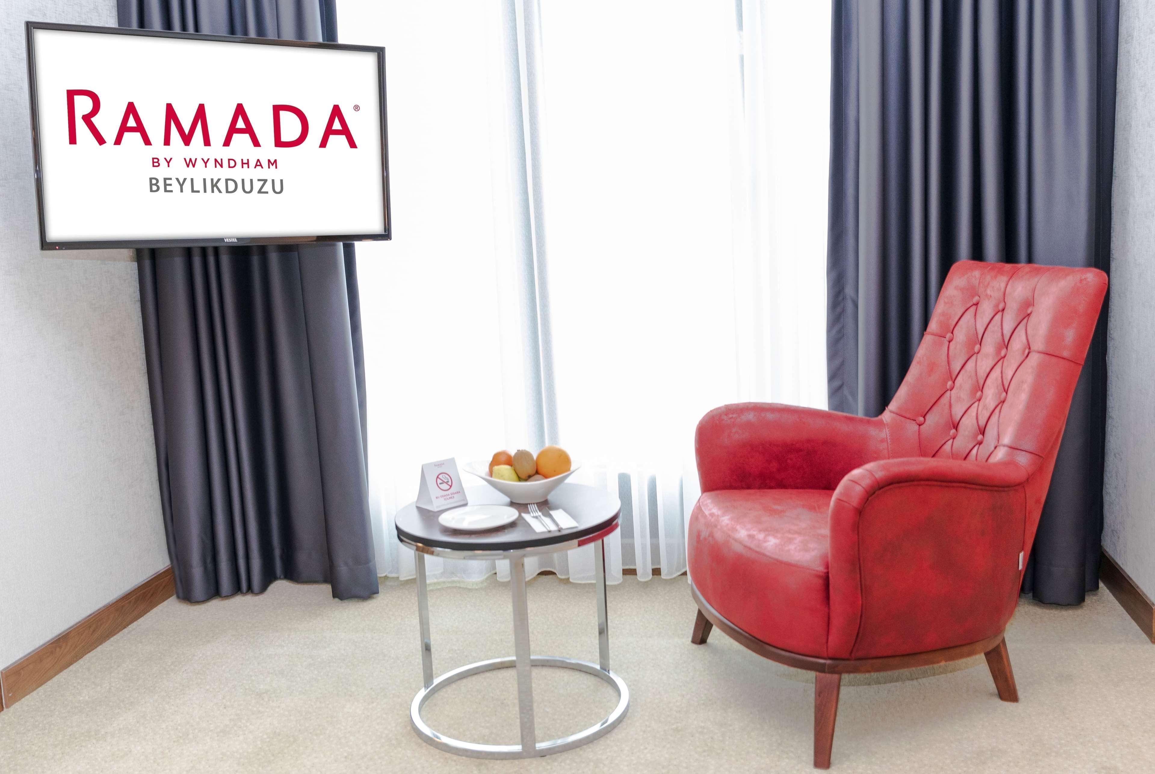 Ramada By Wyndham Beylikduzu Hotel Istanbul Ngoại thất bức ảnh